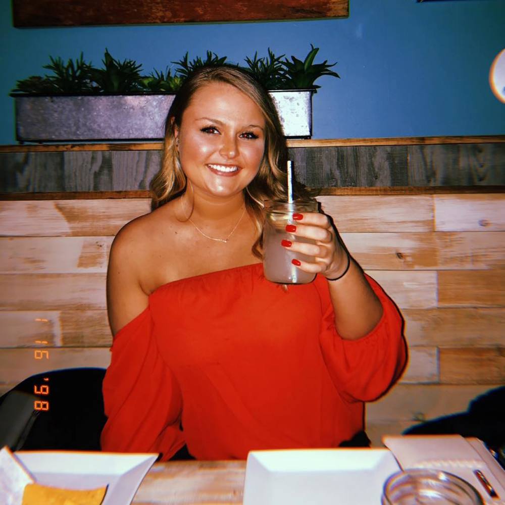 Meet your Posher, Renee